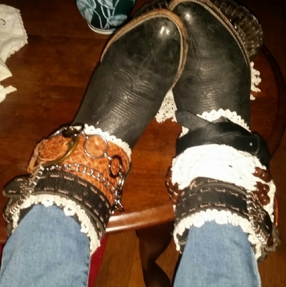 BOHO OOAK FESTIVAL Booties Black Leather Miss Me & Hollister Leather Belts Lace